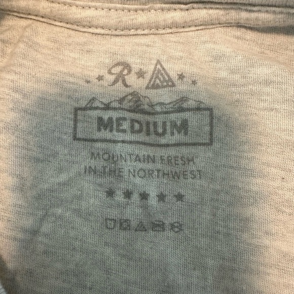 Rainier Beer x The Great PNW Mountain Fresh Graphic Tee - Heather Grey - M - Picture 6 of 6